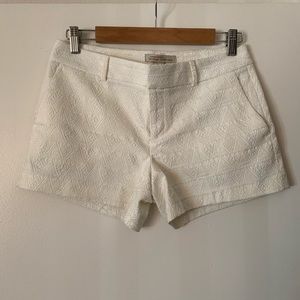 Banana Republic textured pattern cream shorts